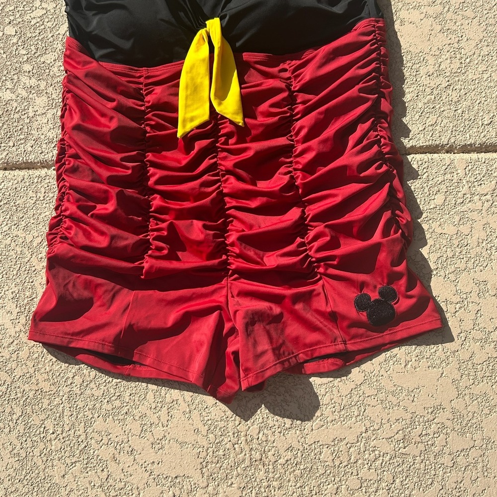Torrid Disney Swimsuit Plus Size 3x Minnie Mickey Mouse One Piece Shorts Ruched - Picture 4 of 10